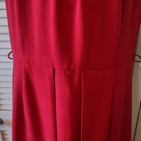 A K Anne Klein Poppy Red Sleeveless Dress, size 12 - Picture 9 of 12
